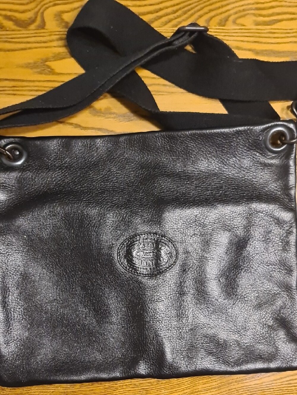 Roots Black Leather Messenger Bag with Front Pockets - Picture 2 of 4